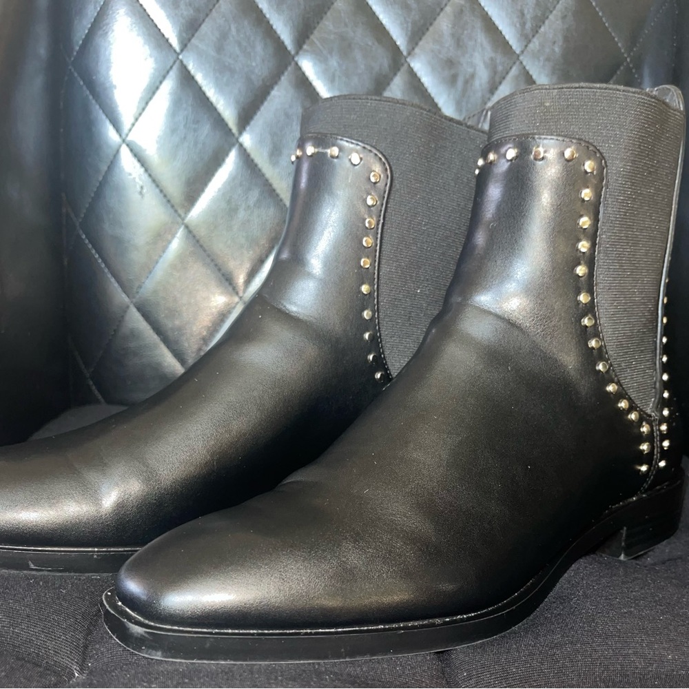 ZARA TRAFULUC STUDDED BOOTS. EUC